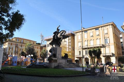 Chiavari, Piazza Roma