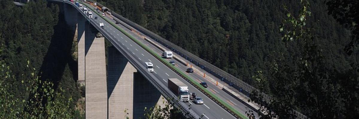 Esame per il rilascio dell'abilitazione professionale all'esercizio dell'attività di consulente per la circolazione dei mezzi di trasporto (L. 264/1991) - Variazione Esame per il rilascio dell'abilitazione professionale all'esercizio dell'attività di consulente per la circolazione dei mezzi di trasporto (L. 264/1991) - Variazione